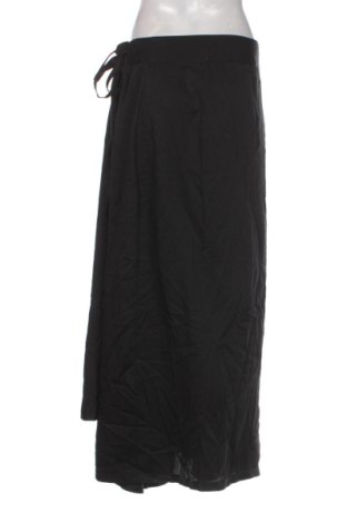 Пола Unbranded, Размер XL, Цвят Черен, Цена 12,27 €