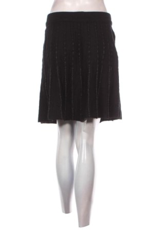 Пола Unbranded, Размер S, Цвят Черен, Цена 10,22 €