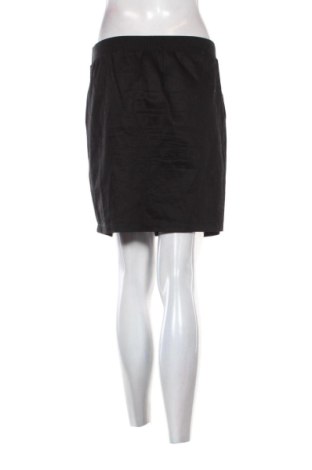 Пола Vero Moda, Размер M, Цвят Черен, Цена 10,26 €