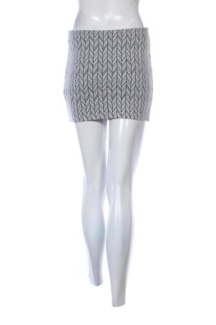 Пола Zara, Размер S, Цвят Многоцветен, Цена 7,68 €