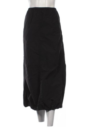 Пола Zara, Размер XXL, Цвят Черен, Цена 16,05 €