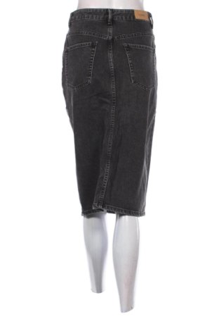 Пола Zara, Размер S, Цвят Черен, Цена 9,67 €