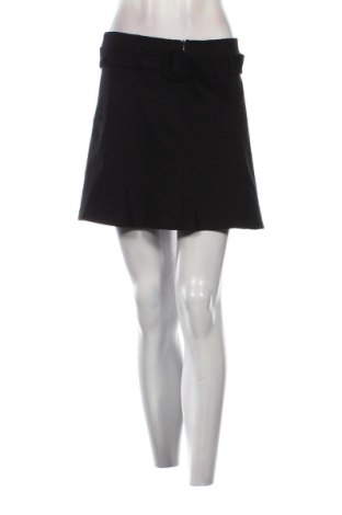 Пола Zara, Размер M, Цвят Черен, Цена 10,00 €