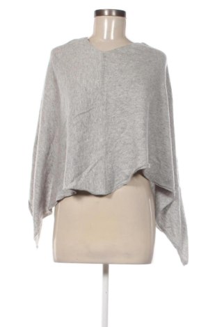 Pončo  Badiali, Velikost M, Barva Šedá, Cena  439,00 Kč