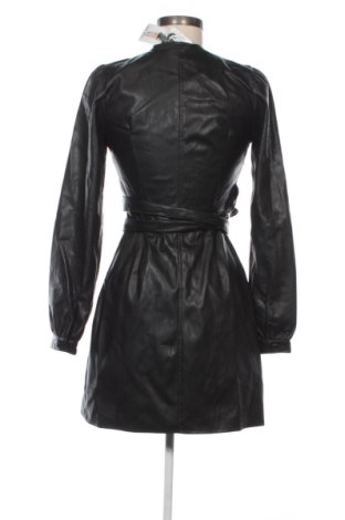 Рокля Amisu, Размер S, Цвят Черен, Цена 32,21 €