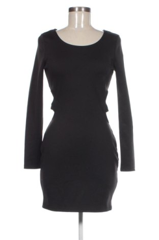 Ruha Amisu, Méret M, Szín Fekete, Ár 10 049 Ft