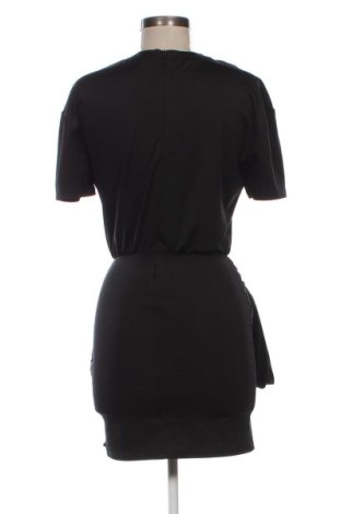 Sukienka Bershka, Rozmiar S, Kolor Czarny, Cena 58,94 zł