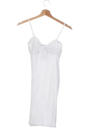 Φόρεμα Bershka, Μέγεθος XS, Χρώμα Λευκό, Τιμή 19,97 €