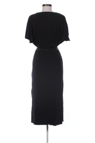 Φόρεμα Bershka, Μέγεθος M, Χρώμα Μαύρο, Τιμή 13,76 €