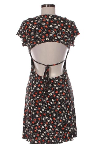 Šaty  Bershka, Velikost M, Barva Vícebarevné, Cena  907,00 Kč