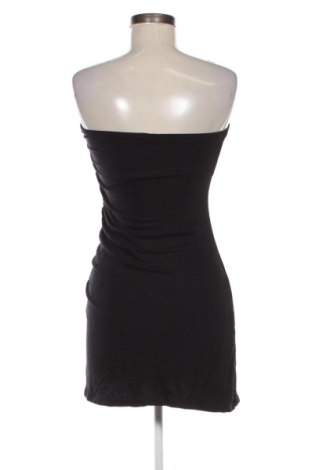 Rochie Bershka, Mărime L, Culoare Negru, Preț 123,99 Lei