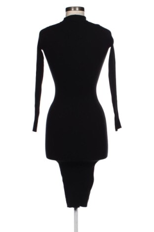 Rochie Bershka, Mărime XS, Culoare Negru, Preț 104,00 Lei