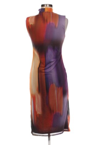 Рокля Boohoo, Размер M, Цвят Многоцветен, Цена 19,97 €