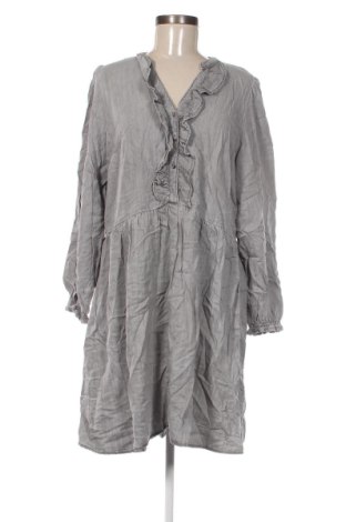 Рокля C&A, Размер L, Цвят Сив, Цена 20,45 €