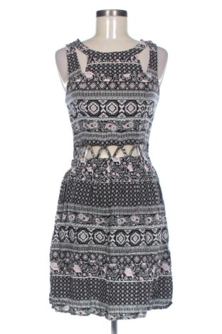 Sukienka Cropp, Rozmiar XL, Kolor Kolorowy, Cena 131,00 zł