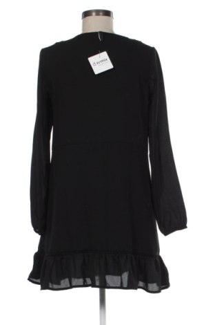 Рокля Cropp, Размер M, Цвят Черен, Цена 24,44 €