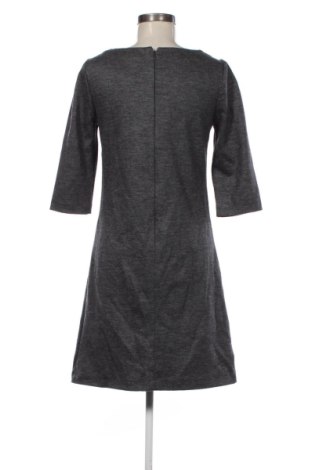 Sukienka Cyrillus, Rozmiar S, Kolor Szary, Cena 225,10 zł
