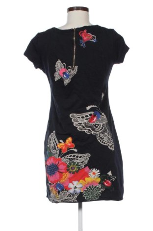 Рокля Desigual, Размер M, Цвят Многоцветен, Цена 35,27 €