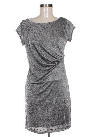 Kleid Desigual, Größe L, Farbe Grau, Preis 113,17 €