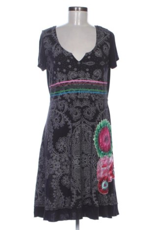 Kleid Desigual, Größe XL, Farbe Mehrfarbig, Preis 41,99 €