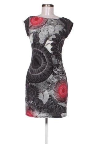 Šaty  Desigual, Veľkosť M, Farba Viacfarebná, Cena  42,00 €