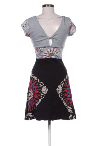 Rochie Desigual, Mărime M, Culoare Multicolor, Preț 219,00 Lei