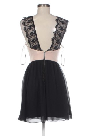 Рокля Elise Ryan, Размер S, Цвят Многоцветен, Цена 32,00 €