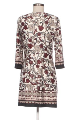 Sukienka F&F, Rozmiar M, Kolor Kolorowy, Cena 58,94 zł