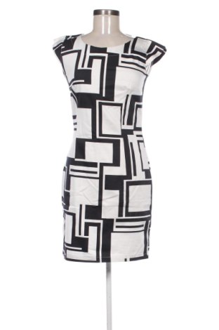 Sukienka Fashion House, Rozmiar M, Kolor Kolorowy, Cena 107,17 zł