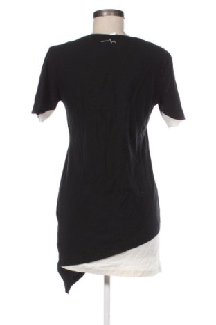 Ruha First Aid To The Injured, Méret M, Szín Fekete, Ár 21 029 Ft