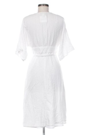 Ruha Forever 21, Méret M, Szín Fehér, Ár 8 244 Ft