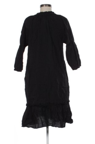 Sukienka Free Quent, Rozmiar L, Kolor Czarny, Cena 129,99 zł