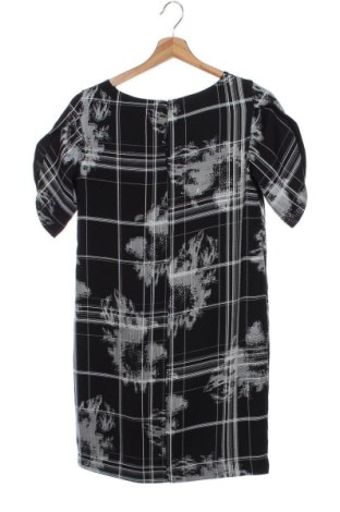 Рокля French Connection, Размер M, Цвят Многоцветен, Цена 42,01 €