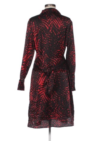 Kleid Guess, Größe M, Farbe Mehrfarbig, Preis 63,99 €