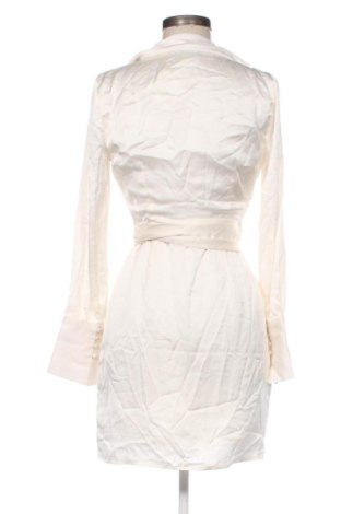 Рокля Guess, Размер M, Цвят Екрю, Цена 122,70 €