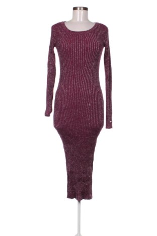Φόρεμα Guess, Μέγεθος M, Χρώμα Βιολετί, Τιμή 56,00 €