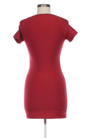 Рокля Guess, Размер S, Цвят Червен, Цена 49,59 €