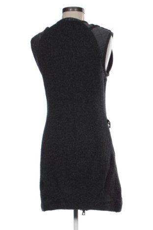 Рокля Gustav, Размер M, Цвят Сив, Цена 42,18 €