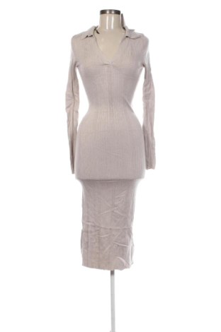 Rochie H&M, Mărime S, Culoare Ecru, Preț 123,99 Lei