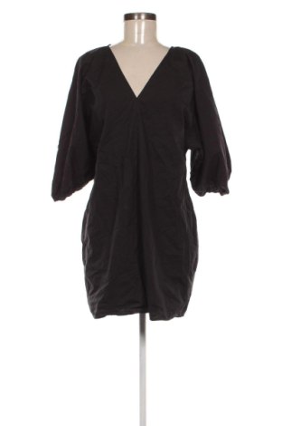 Рокля H&M, Размер M, Цвят Черен, Цена 20,45 €