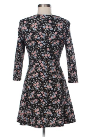 Рокля H&M Divided, Размер S, Цвят Черен, Цена 6,14 €