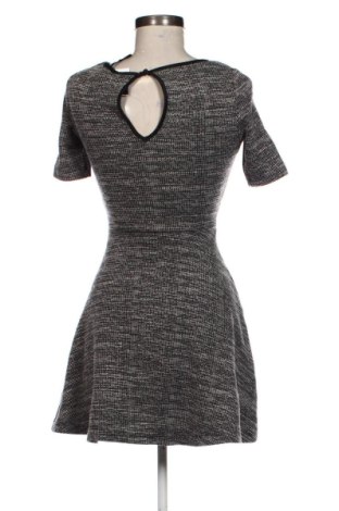 Рокля H&M Divided, Размер XS, Цвят Многоцветен, Цена 20,45 €