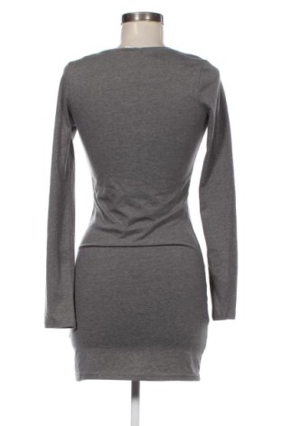 Kleid H&M Divided, Größe S, Farbe Grau, Preis € 19,97