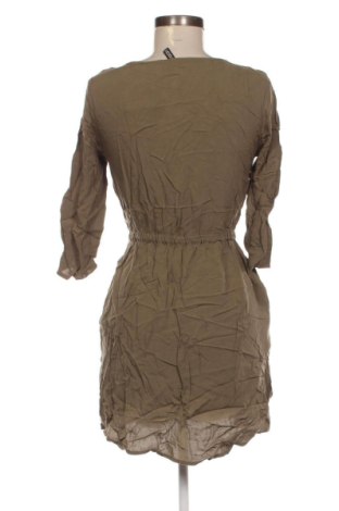 Рокля H&M Divided, Размер XS, Цвят Зелен, Цена 20,45 €