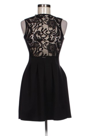 Sukienka Hanny Deep, Rozmiar M, Kolor Czarny, Cena 220,99 zł