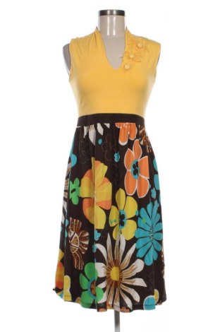 Sukienka Happening, Rozmiar M, Kolor Kolorowy, Cena 80,38 zł