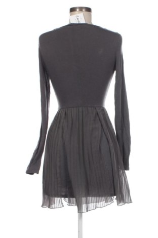 Sukienka Intimissimi, Rozmiar S, Kolor Szary, Cena 104,99 zł