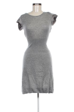 Sukienka Intrend, Rozmiar XS, Kolor Szary, Cena 352,99 zł