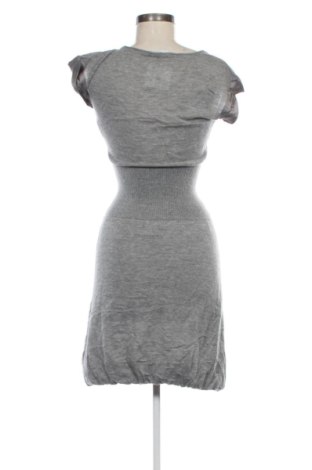 Sukienka Intrend, Rozmiar XS, Kolor Szary, Cena 352,99 zł