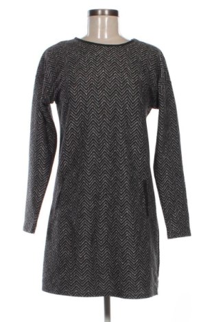 Rochie LC Waikiki, Mărime M, Culoare Multicolor, Preț 42,00 Lei